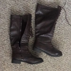 Knee high, lace-up brown boots
